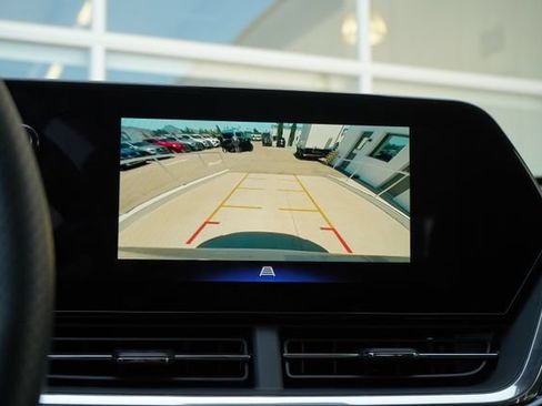 Used 2026 Chevrolet Trax RS w/ Sunroof Package FWD image 21