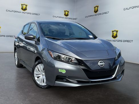 Used 2023 Nissan Leaf S FWD image 3