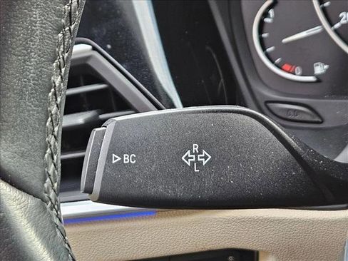 Used 2020 BMW 330i Sedan w/ Convenience Package image 16