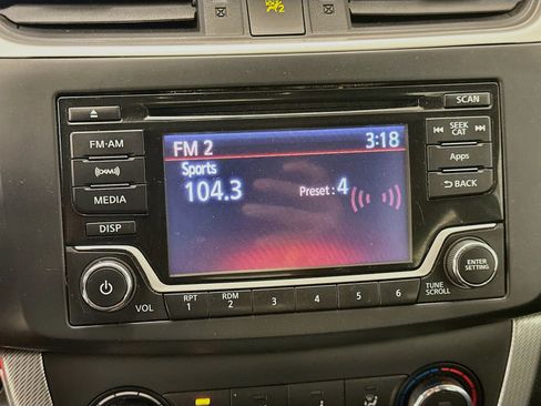 Used 2015 Nissan Sentra SR FWD image 21