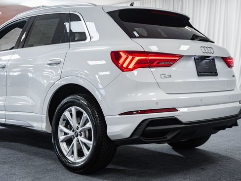 Used 2023 Audi Q3 2.0T Premium Plus w/ Premium Plus Package AWD/4WD image 5
