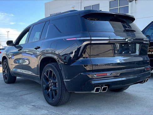 Used 2024 Chevrolet Traverse RS w/ LPO, Floor Liner Package image 5