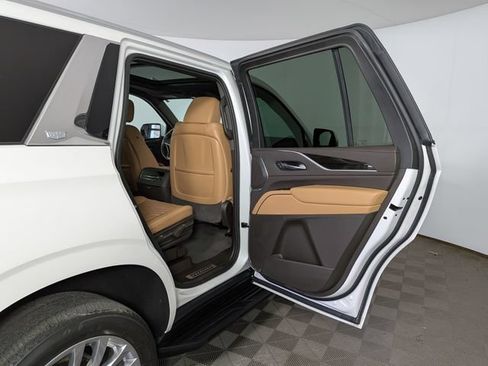 Certified 2024 Cadillac Escalade Premium Luxury w/ LPO, Floor Liner Package AWD/4WD image 40
