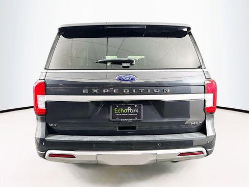 Used 2024 Ford Expedition Max XLT image 7