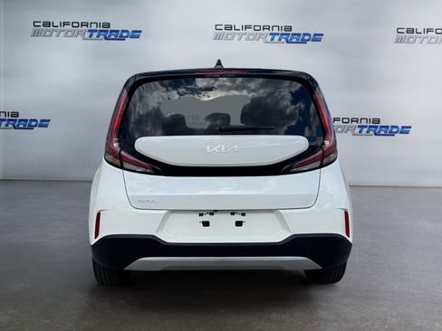 Used 2024 Kia Soul LX w/ Option Group 015 image 6