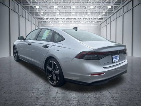 Used 2026 Honda Accord SE image 3