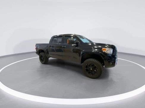 Used 2014 Toyota Tundra Platinum image 2