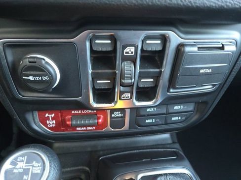 Used 2025 Jeep Wrangler Unlimited Sport S 4xe image 22