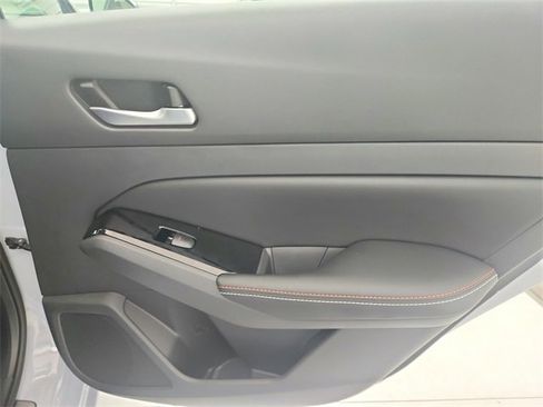 New 2025 Nissan Altima 2.5 SR w/ SR Premium Package image 41