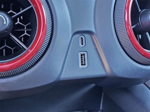 Used 2025 Chevrolet Blazer RS image 19