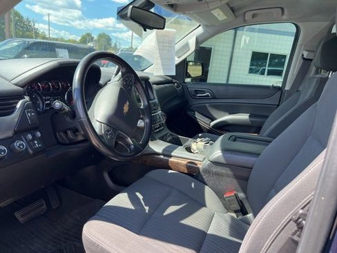 Used 2020 Chevrolet Suburban LS w/ Max Trailering Package image 6