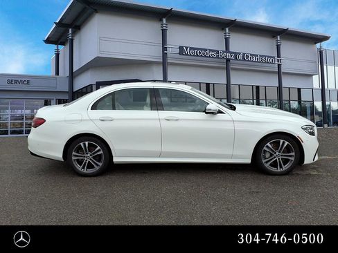 Used 2021 Mercedes-Benz E 350 4MATIC Sedan image 2