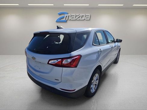 Used 2020 Chevrolet Equinox LS image 5