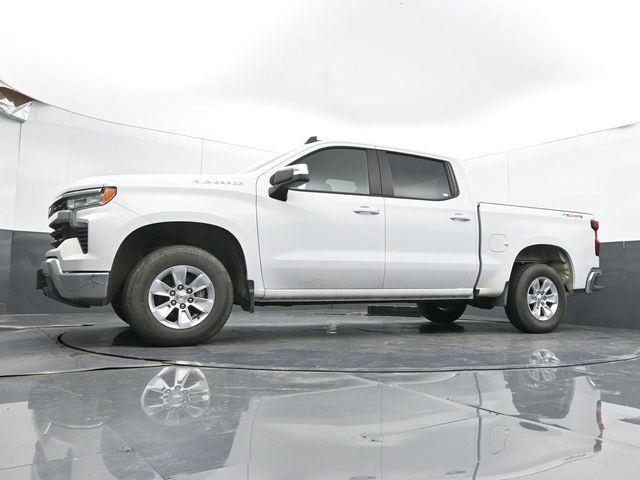 Used 2025 Chevrolet Silverado 1500 LT AWD/4WD image 50