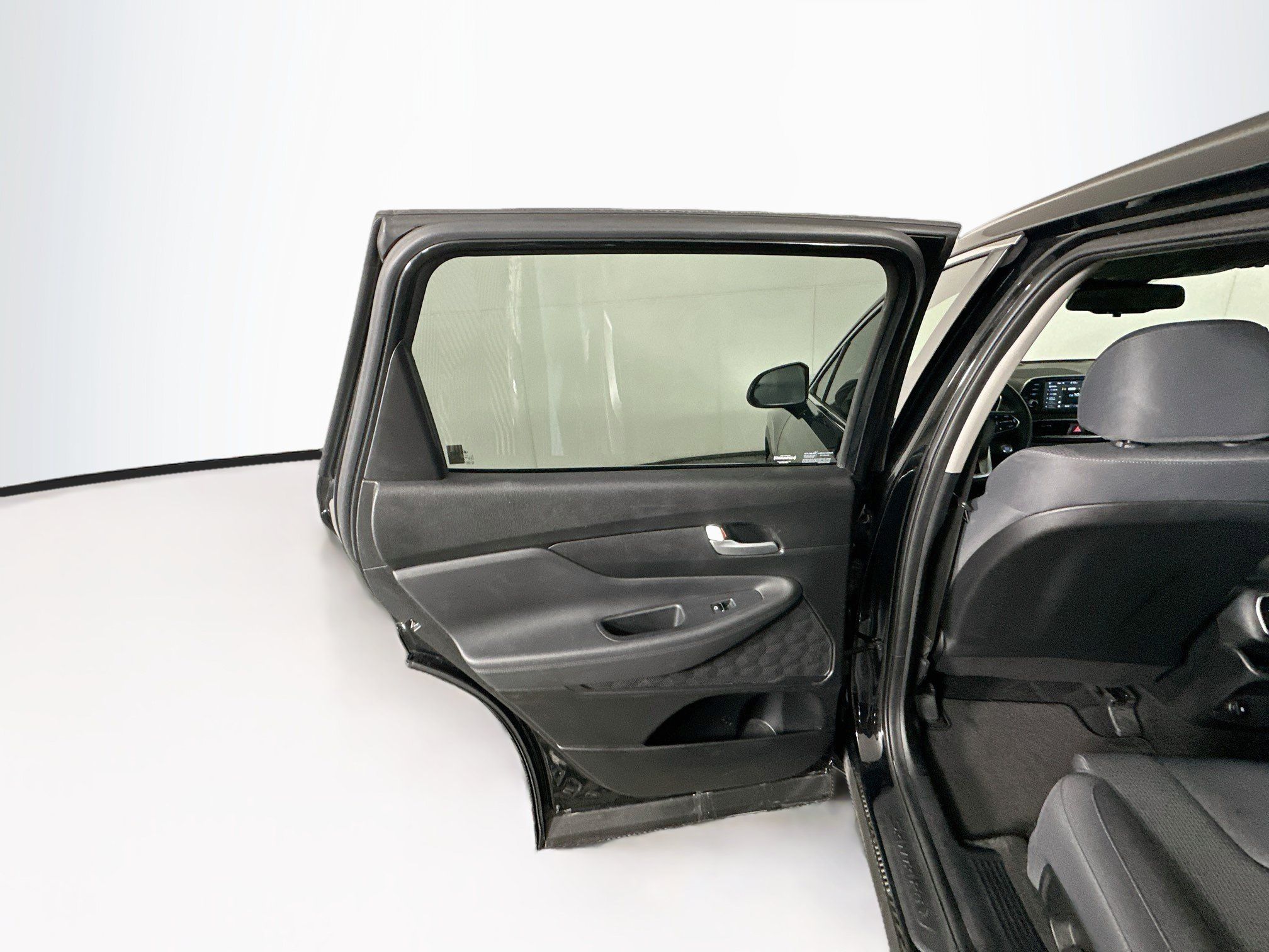 Used 2019 Hyundai Santa Fe SEL FWD image 25