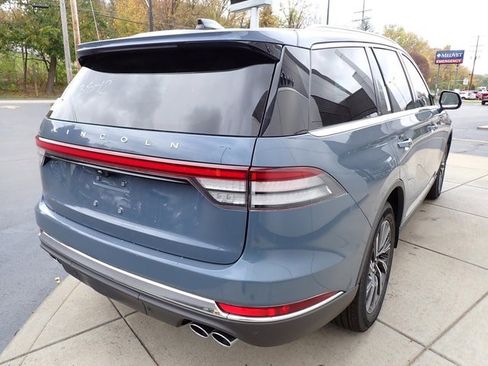 New 2026 Lincoln Aviator Premiere image 6