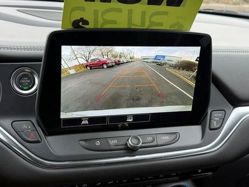 Used 2025 Chevrolet Blazer LT image 25