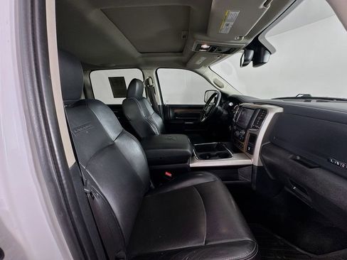 Used 2016 RAM 2500 Laramie w/ Sport Appearance Group image 29
