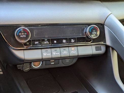 New 2026 Hyundai Elantra Sport image 15