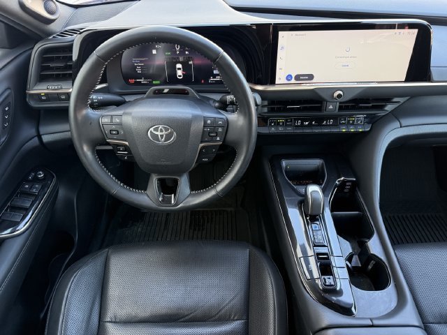 Used 2025 Toyota Crown w/ Advanced Technology Package AWD/4WD image 12