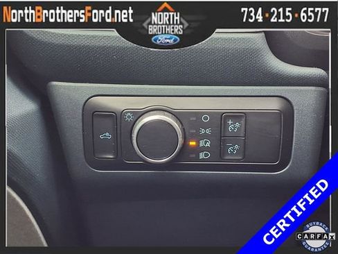 Certified 2024 Ford Maverick XLT w/ XLT Luxury Package image 17