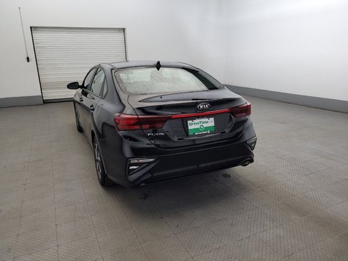 Used 2021 Kia Forte LXS FWD image 6