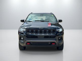 Used 2024 Jeep Compass Trailhawk video 2