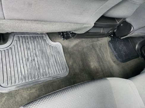 Used 2018 GMC Sierra 1500 SLE w/ SLE Fleet Preferred Package image 11