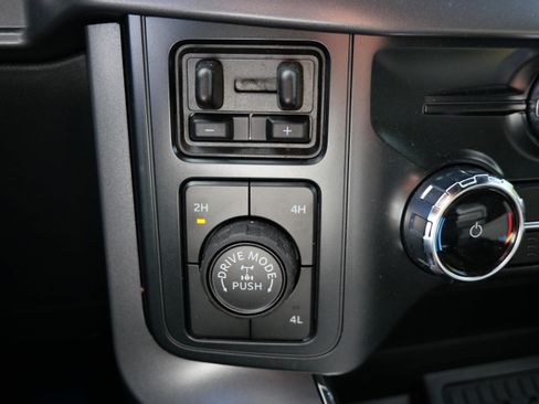 Used 2026 Ford F150 XLT w/ Equipment Group 302A MID AWD/4WD image 31