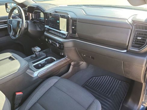 Used 2022 Chevrolet Silverado 1500 RST image 28