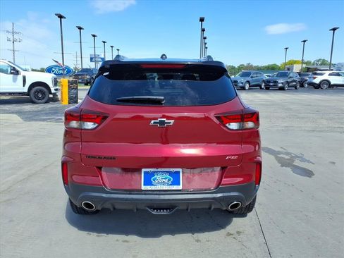 Used 2022 Chevrolet TrailBlazer RS FWD image 4