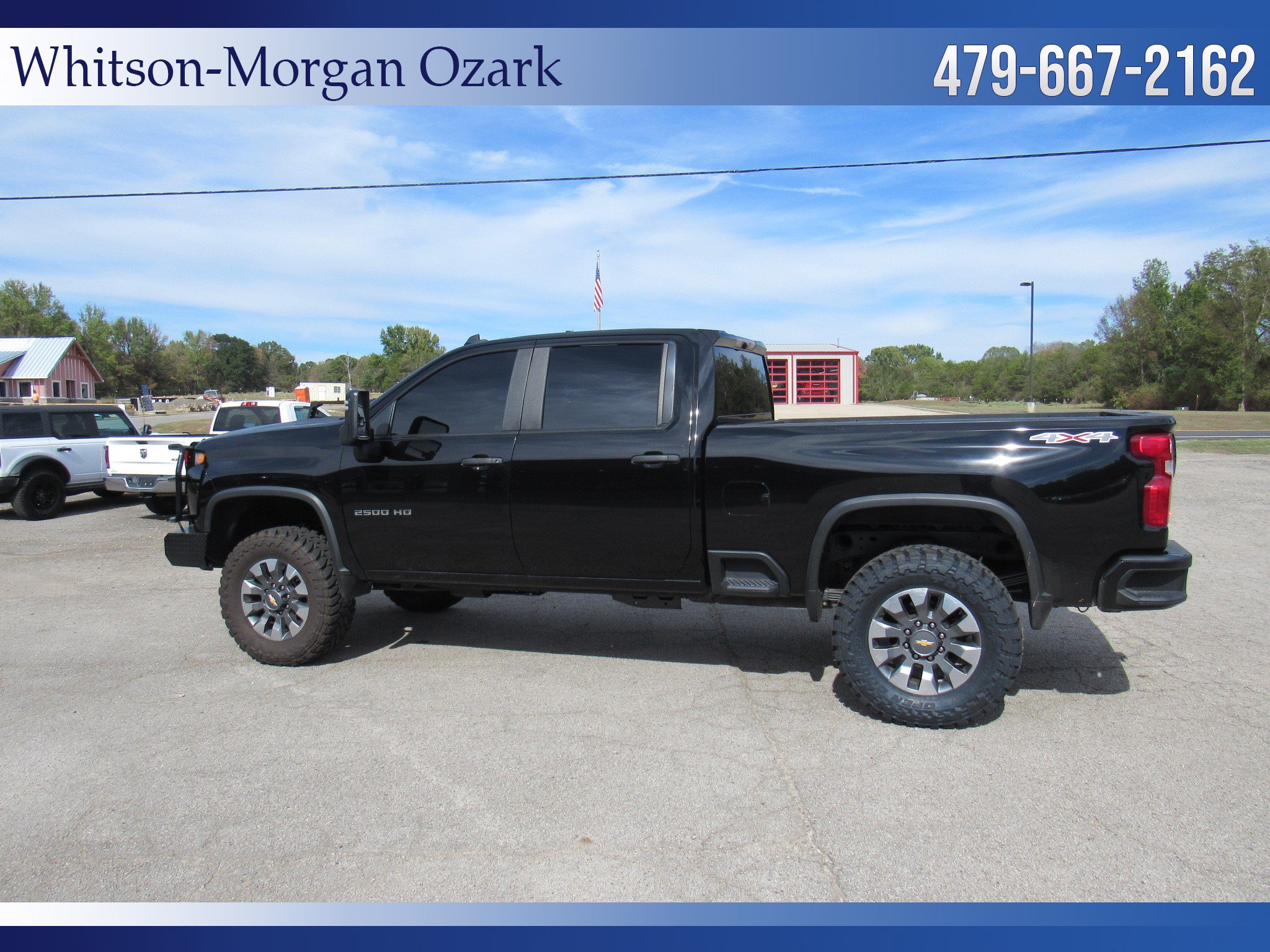 Used 2022 Chevrolet Silverado 2500 Custom w/ Custom Value Package AWD/4WD image 10