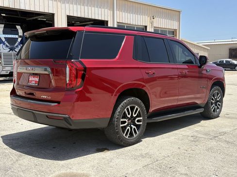 Used 2021 GMC Yukon AT4 w/ Rear Media and Nav Package AWD/4WD image 5