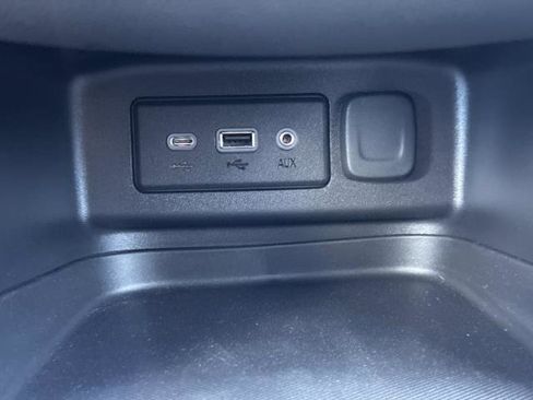 Used 2024 Chevrolet Equinox LT w/ LPO, Floor Liner Package AWD/4WD image 20