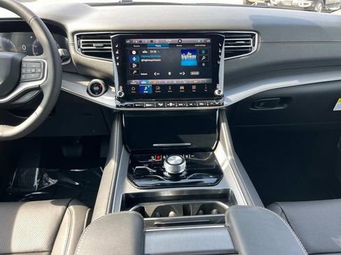 New 2026 Jeep Grand Wagoneer Limited AWD/4WD image 21