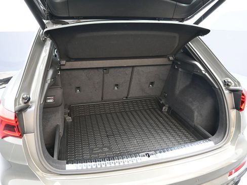 Used 2020 Audi Q3 2.0T Prestige image 27