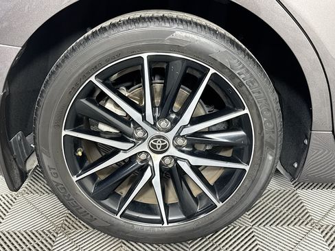 Used 2023 Toyota Camry SE FWD image 31