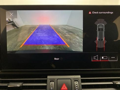 Used 2023 Audi Q5 2.0T Premium image 52