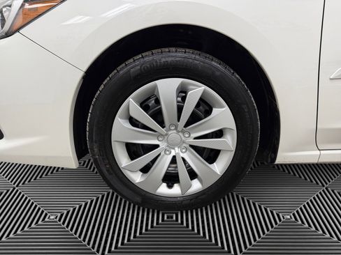 Certified 2023 Subaru Impreza 2.0i image 14