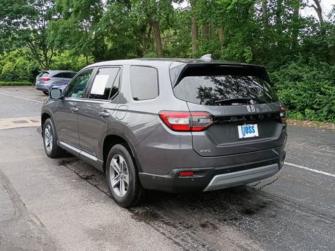 Used 2025 Honda Pilot EX-L image 5