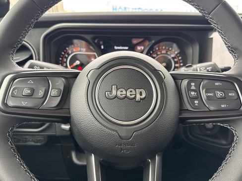 New 2026 Jeep Wrangler Unlimited Rubicon image 22
