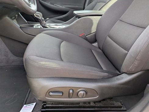 Used 2023 Chevrolet Malibu LT image 14