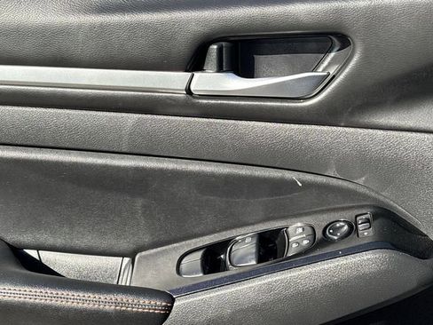 Used 2024 Nissan Altima 2.5 SR image 20