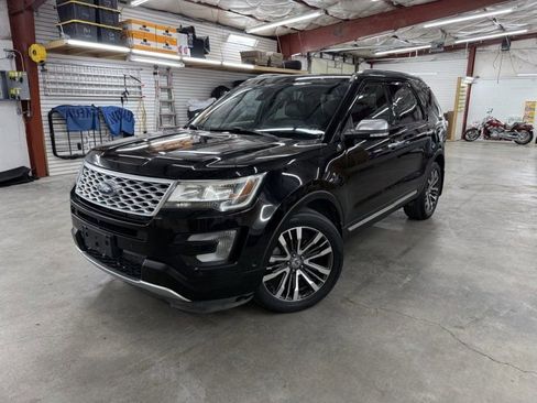 Used 2016 Ford Explorer Platinum image 1