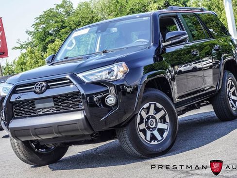 Used 2024 Toyota 4Runner TRD Off-Road Premium AWD/4WD image 18