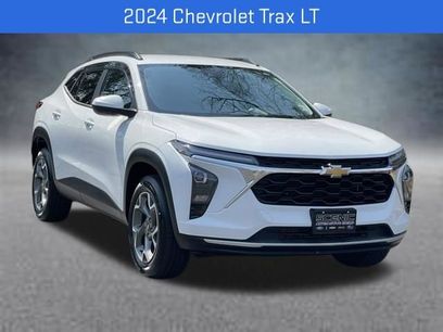 Used 2024 Chevrolet Trax LT w/ Driver Confidence Package