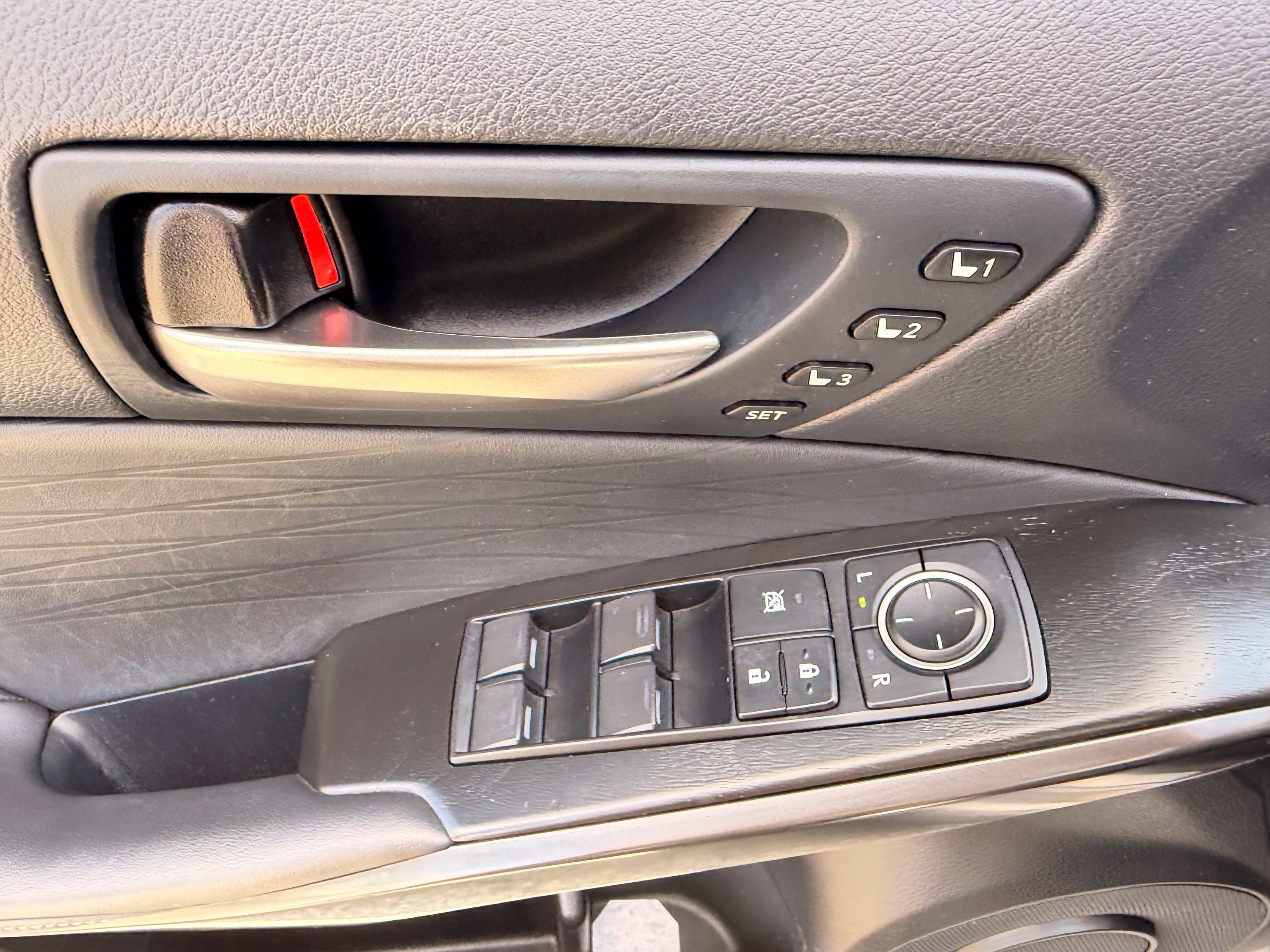 Used 2022 Lexus IS 300 AWD w/ Premium Package image 12