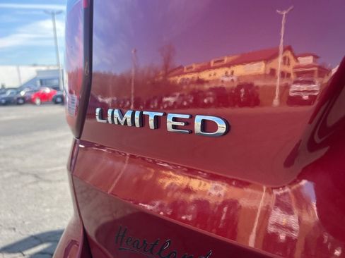 Used 2018 Ford Explorer Limited w/ Equipment Group 301A image 13