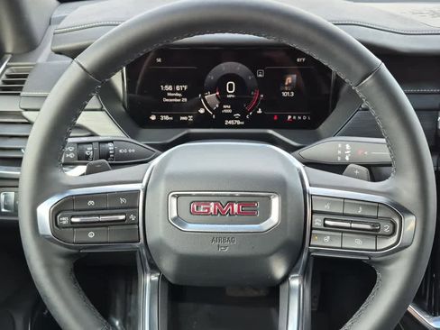 Used 2024 GMC Acadia Elevation w/ LPO, Floor Liner Package image 18