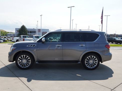 Used 2016 INFINITI QX80 4WD w/ Deluxe Technology Package image 5